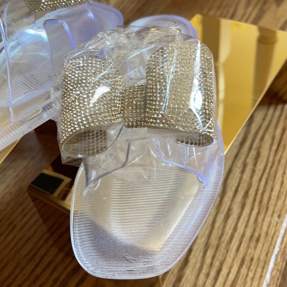NIB 🤩 Steve Madden Slide - Picture 4 of 6